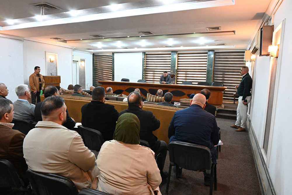 General Manager's meeting with company leaders