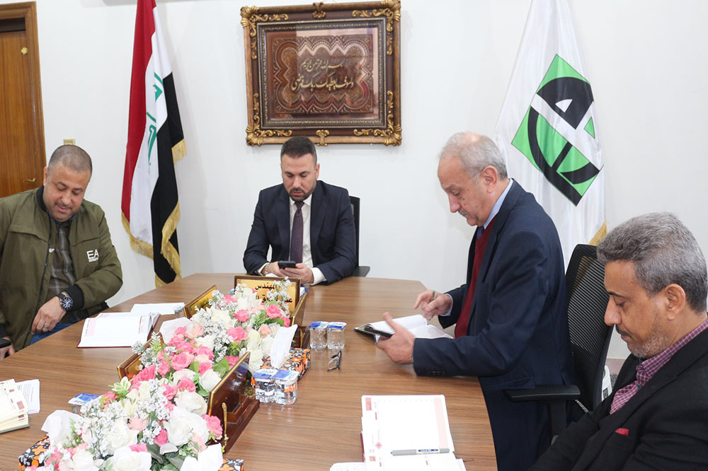 The General Manager chairs a meeting of the company's department managers