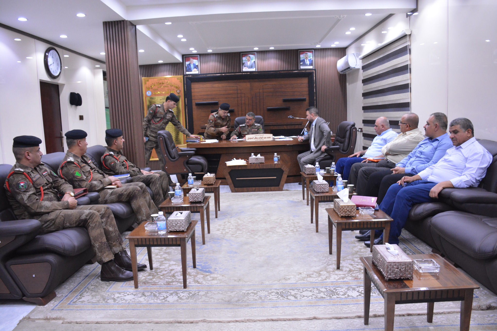 The General Director of Al-Fao General Engineering Company signs a contract with the Commander of the Border Forces to implement a security fence on the Iraq-Syrian border strip