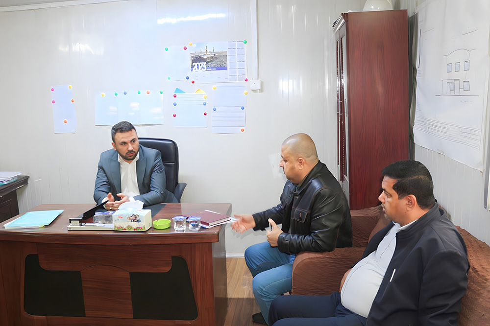 The Director General congratulates the Governor of Muthanna and visits the construction laboratory building project