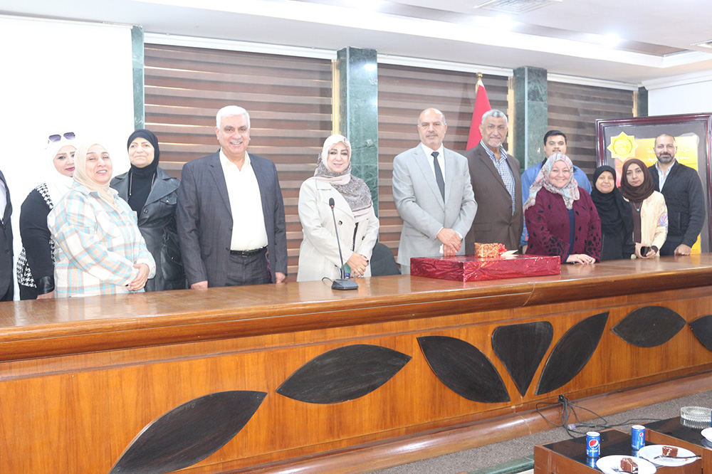 حضر السيد مدير عام شركة الفاو الهندسية العامة (المهندس عماد توفيق آل ميرزا) وعدد من ملاك الشركة حفل توديع السيد علي محيسن حمزة الموظف بعنوان مدير حسابات أقدم في قسم الرقابة والتدقيق لأحالته على التقاعد