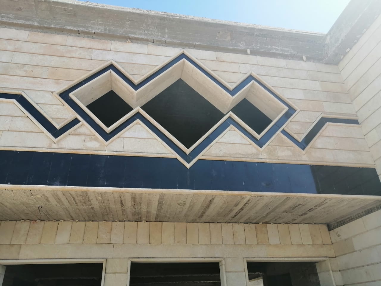ثانوية زمار ومدرسة أبو خشب