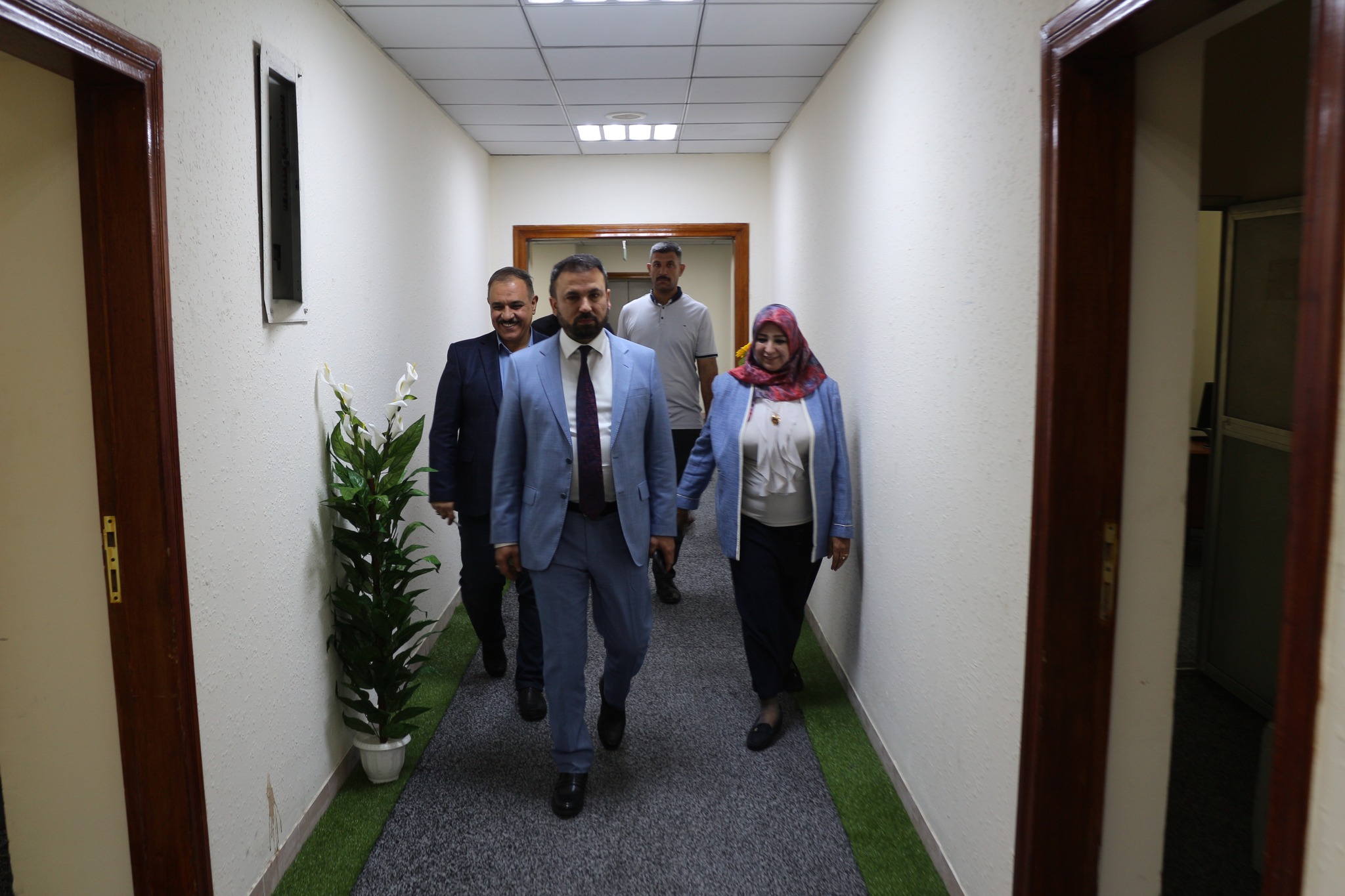 Engineer Imad Tawfiq Al Mirza’s Tour This Morning To The Departments And Sections Of The Company’s Headquarters