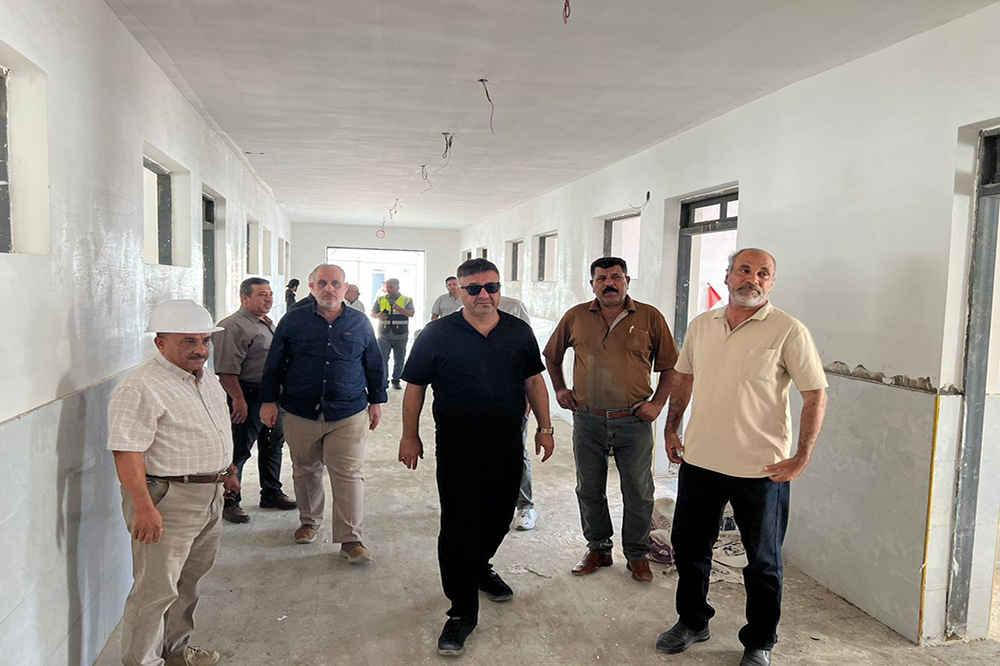construction of Al-Ahrar School in Basra Governorate