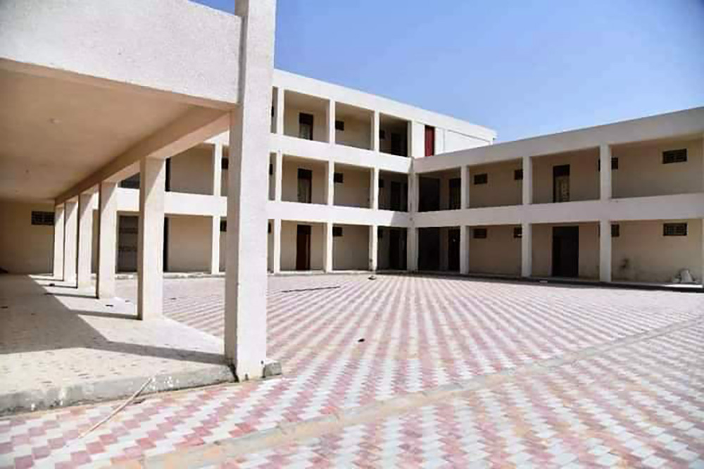 the project to build two schools in the Sacred Karbala Governorate