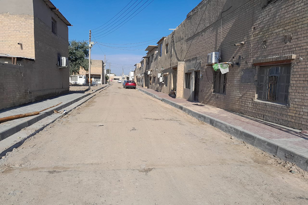 the project to rehabilitate the main and service streets for the employees’ homes in the Al-Dora Refinery in Baghdad Governorate