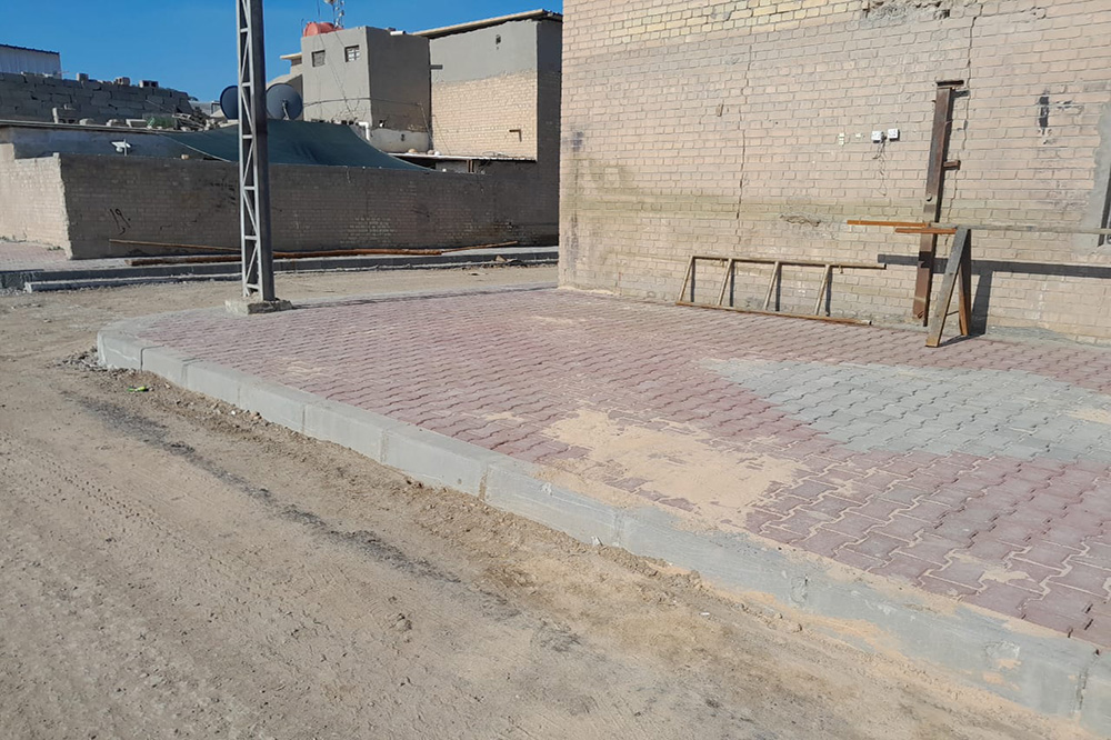 the project to rehabilitate the main and service streets for the employees’ homes in the Al-Dora Refinery in Baghdad Governorate