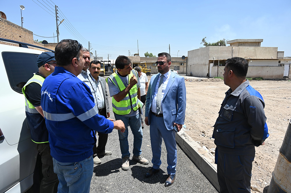 the project to rehabilitate the main and service streets and gardens for employees’ homes in the Doura Refinery in Baghdad Governorate