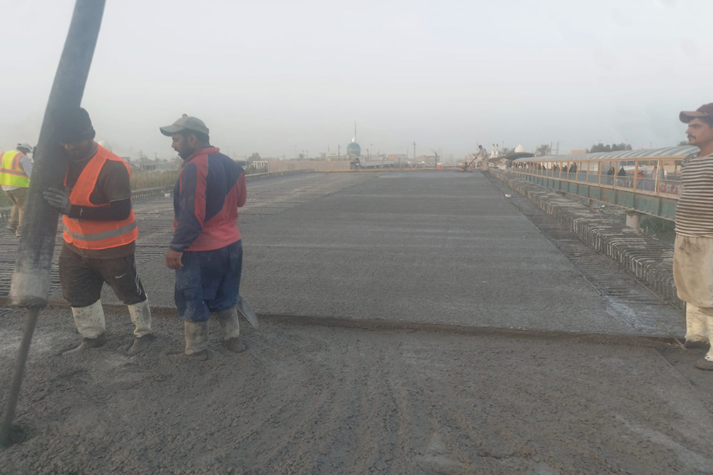 The main Al-Khader Bridge project in Al-Muthanna Governorate