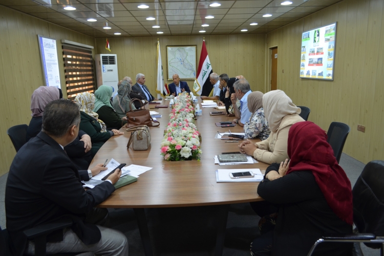 Engineer Ammar Abdel-Razzaq Issa Al-Jubouri, General Manager of Al-Fao General Engineering Company, held a meeting with Mr. Assistant General Manager and the department managers