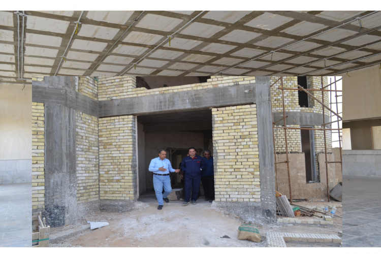 The General Manager of Al-Fao General Engineering Company visits the Iraqi Housing Fund building project in the Sacred Karbala governorate